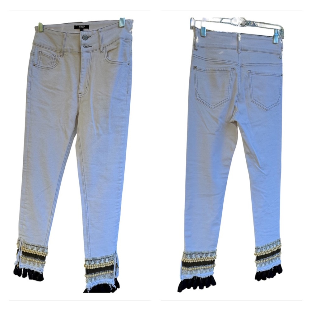 Tesoro Moda Stylish Women's White Jeans with Embellished Hem Size 4